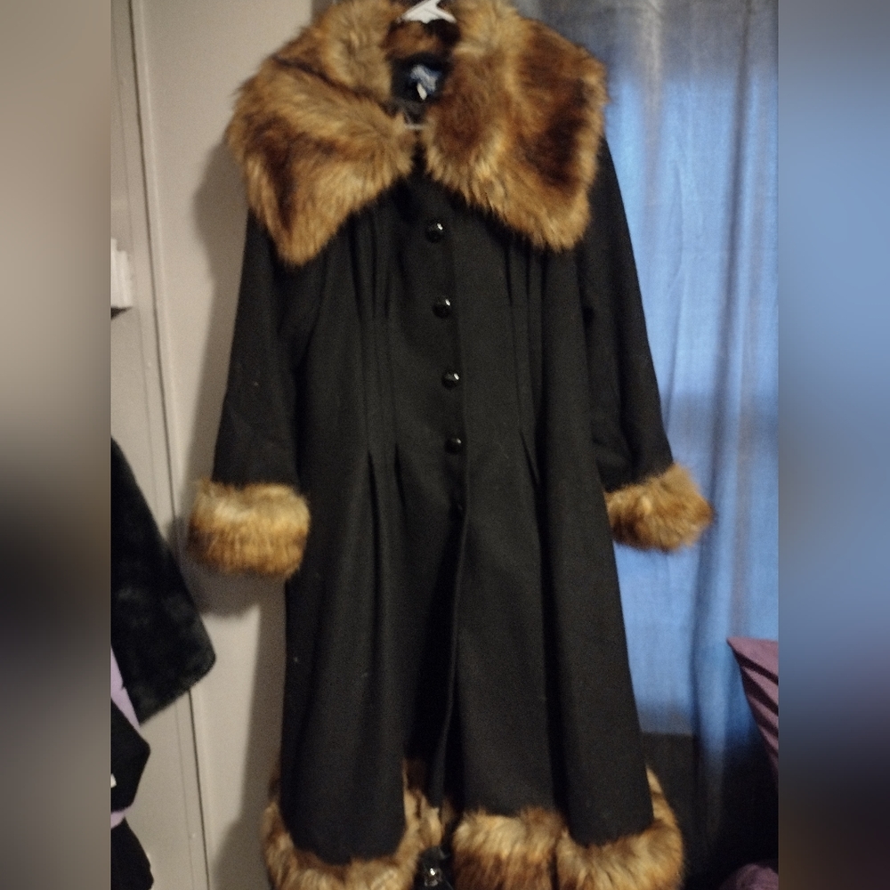 Collectif Pearl coat UK20